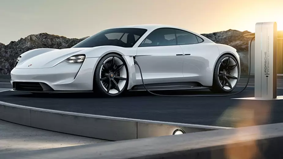 Taycan. Spesifikasi resmi pisanan saka 100% Porsche listrik