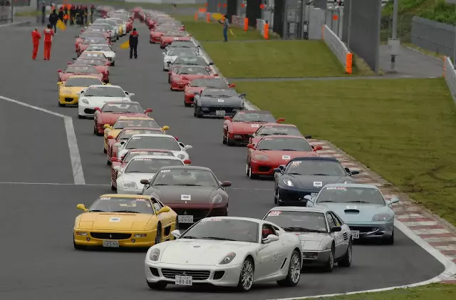 Ferrari Racing Days di Silverstone berjanji untuk memecahkan rekod Guinness 8319_1