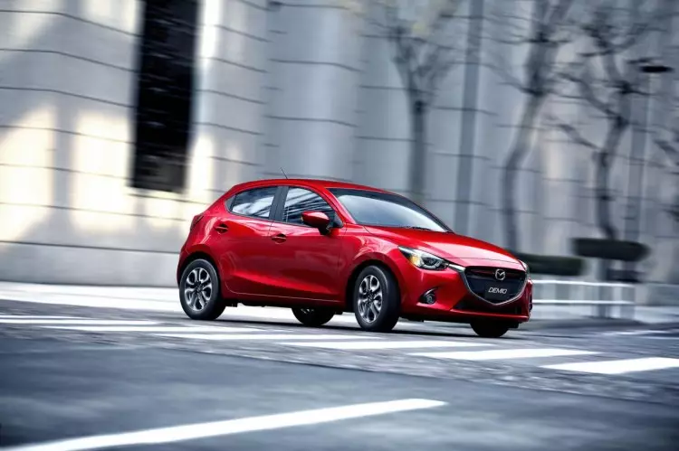 NOU MAZDA 2 2015 27