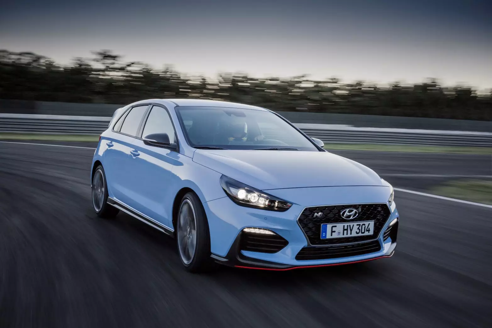 Представлений Hyundai i30 N. Перші зображення та всі деталі 8602_2