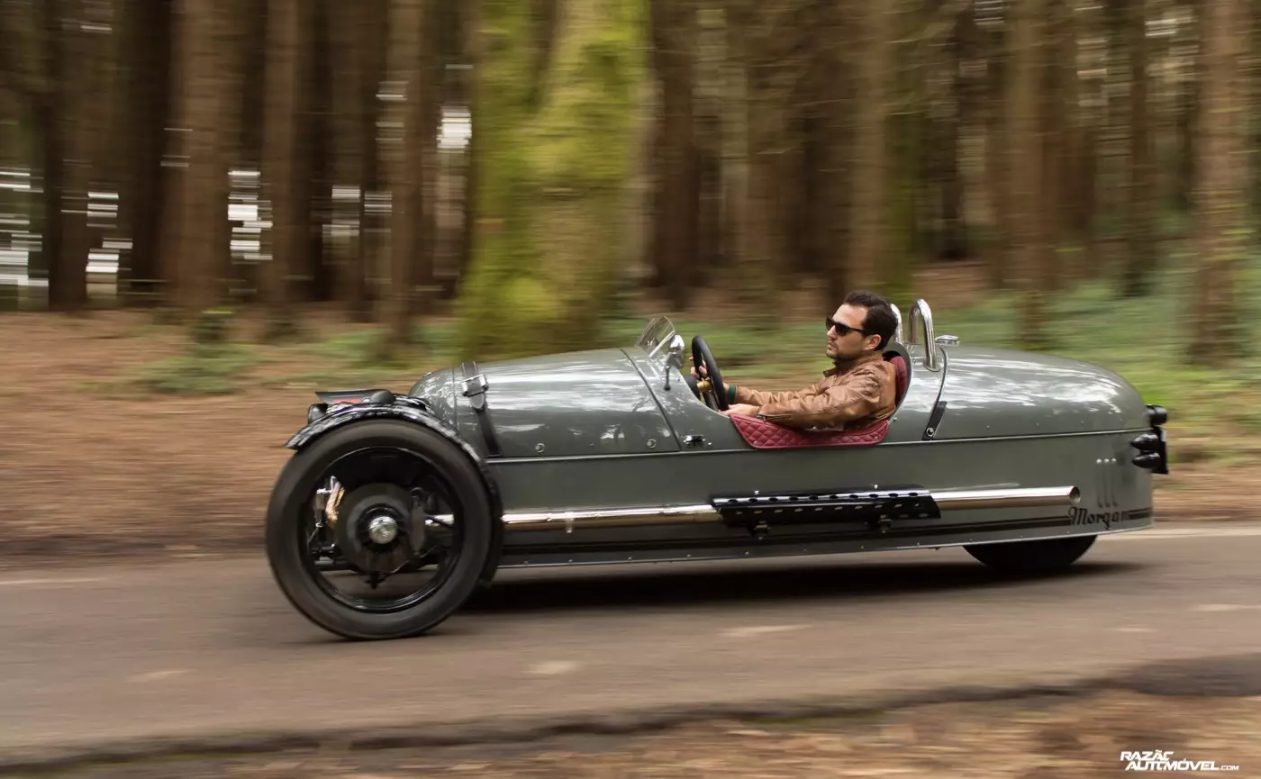 Nous avons déjà conduit la Morgan 3 Wheeler : superbe ! 8711_2