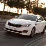 Kia Optima Hybrid 2013 - جنوبی کوریائی برانڈ کا پہلا ہائبرڈ 8727_18