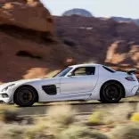 Mercedes SLS Black Series enthüllt: Leichter und leistungsstärker 8779_10