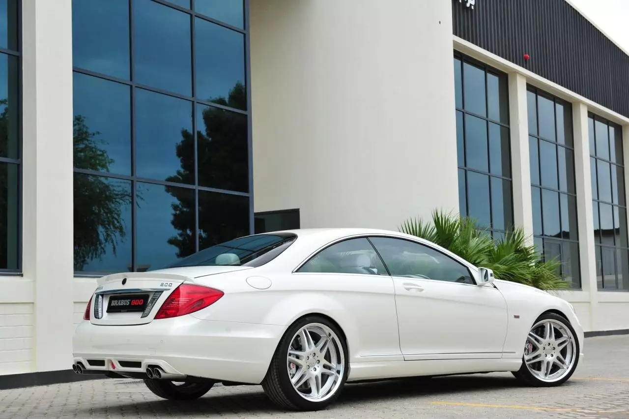 Brabus превращает аристократический Mercedes CL600 в 800-сильного зверя! 8785_13