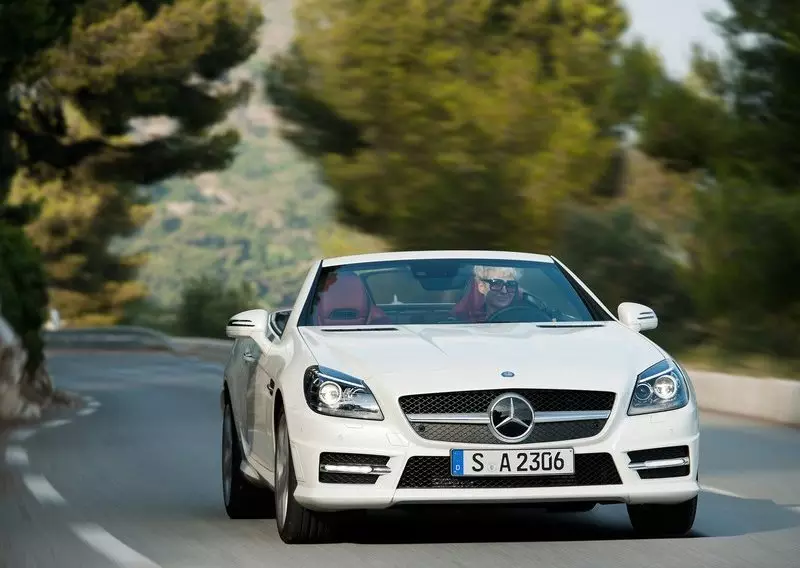 Mercedes SLK 250 CDI: Qiimaha waa hore loo ogaa 8786_2