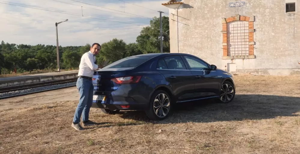 First test of the new Renault Mégane Grand Coupé 1.6 dCi 8839_2