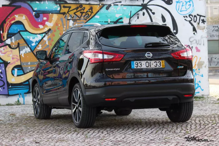 Nissan Qashqai 1.6 Dci Tekna Premium (8 od 11)