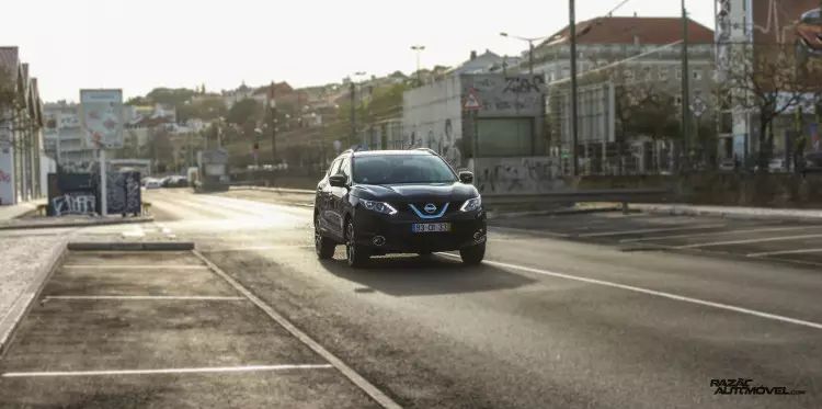 Nissan Qashqai 1.6 Dci Tekna Premium (4/11)