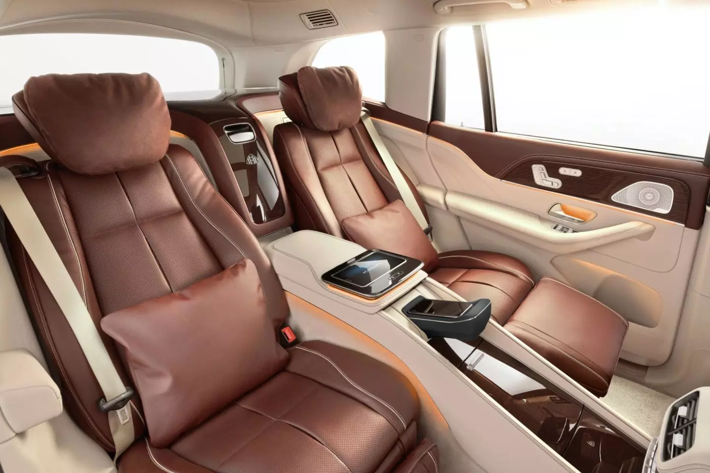 GLS Maybach РїРѕРґР»РѕРєРѕС‚РЅРёРє