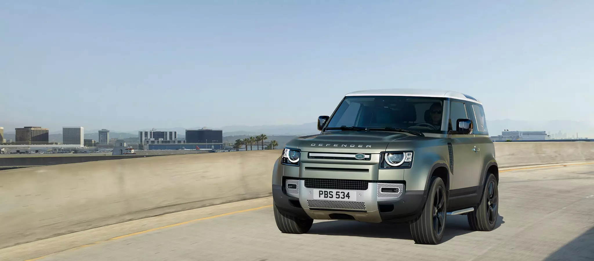 Land Rover Defender 2019 წელი