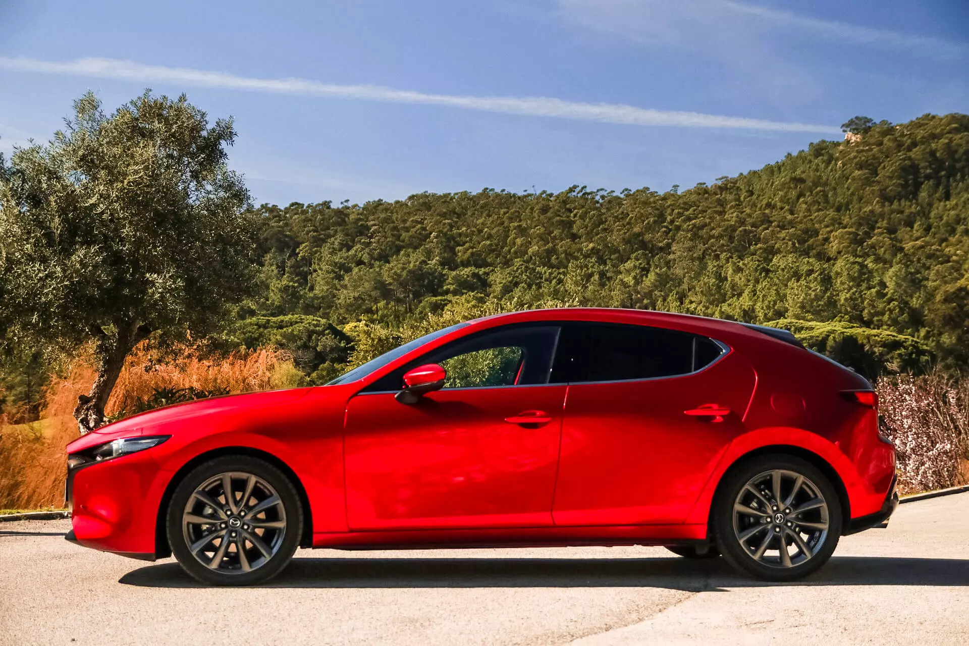 ახალი mazda3 2019 წელი