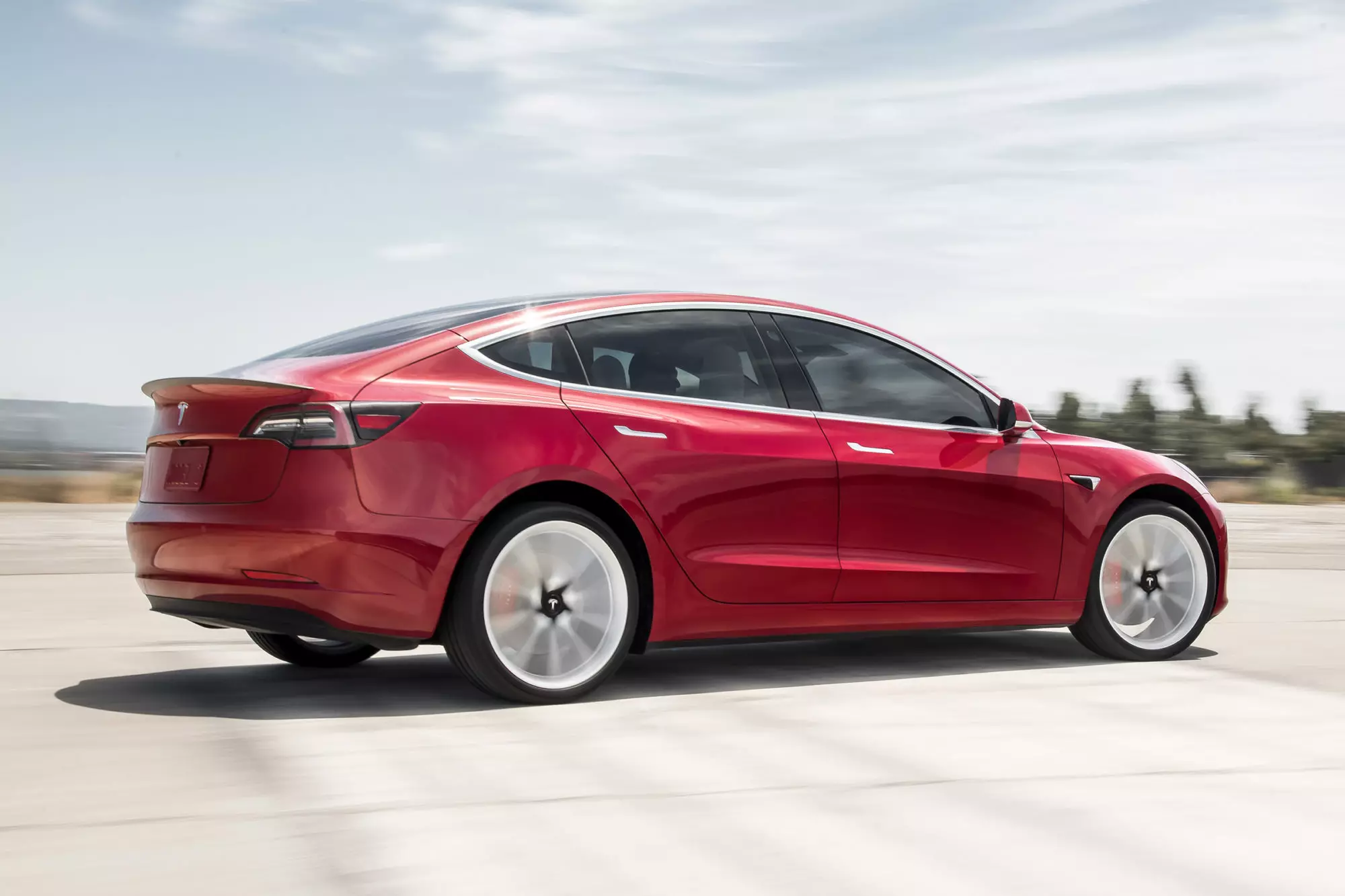 Tesla Model 3 Производительность