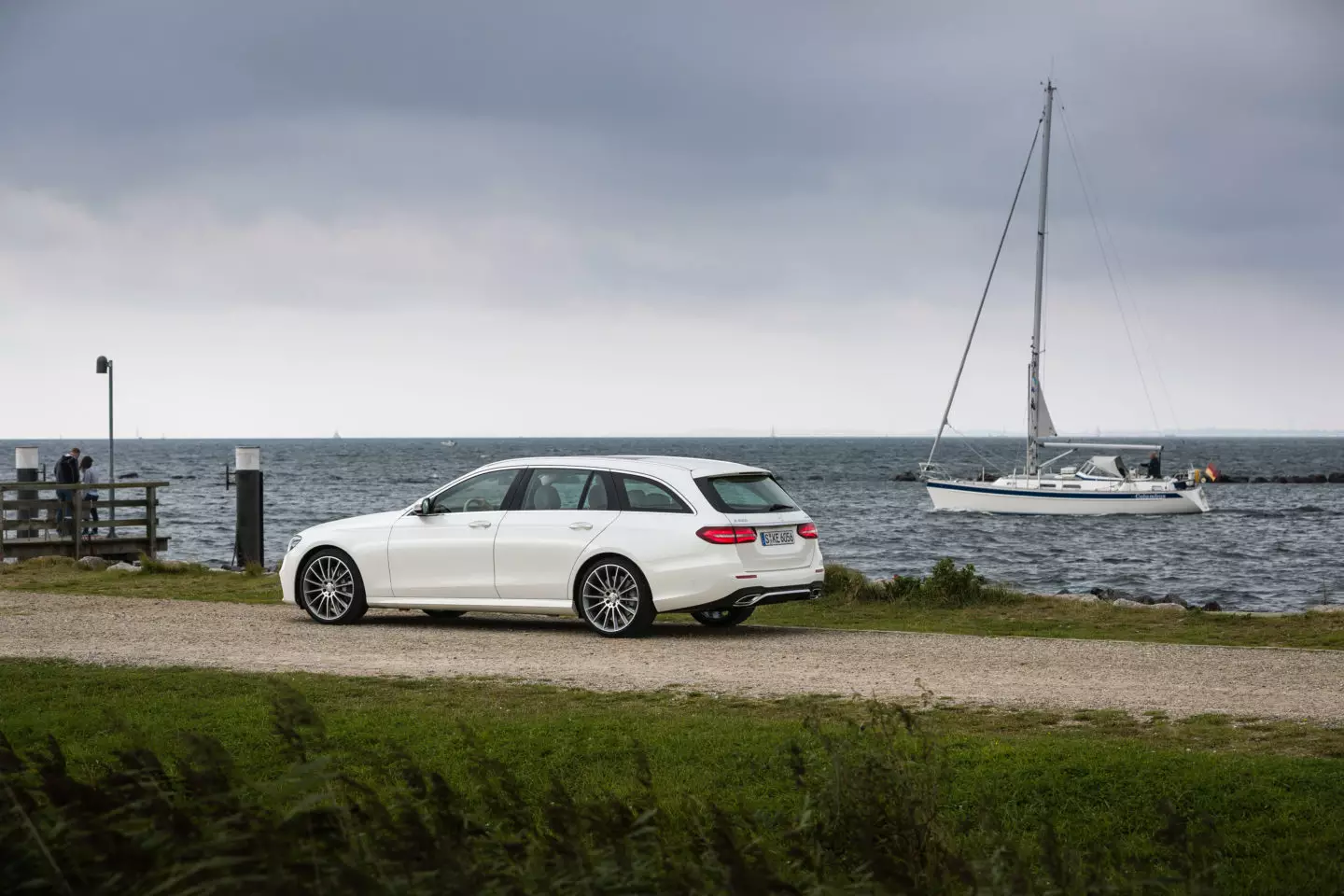 Mercedes-Benz E-Class Station