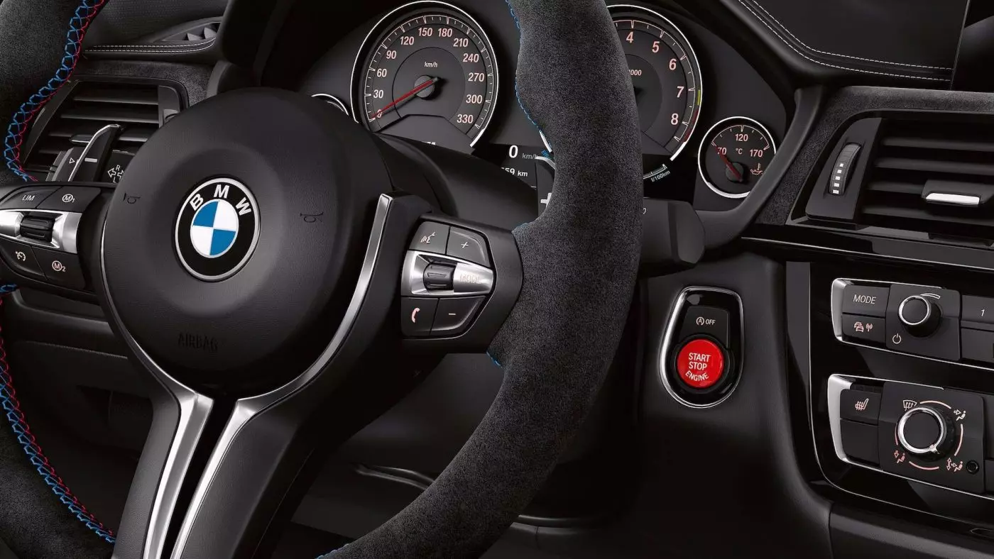 BMW M3 CS - interior detail