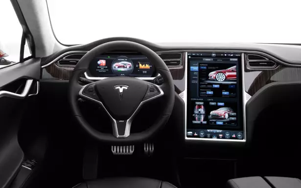 tesla model s wasan kwaikwayon kokfit rikodin 400