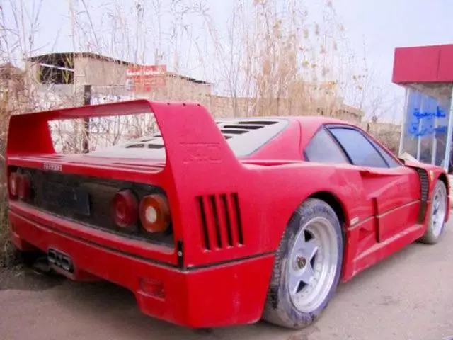 フェラーリF40