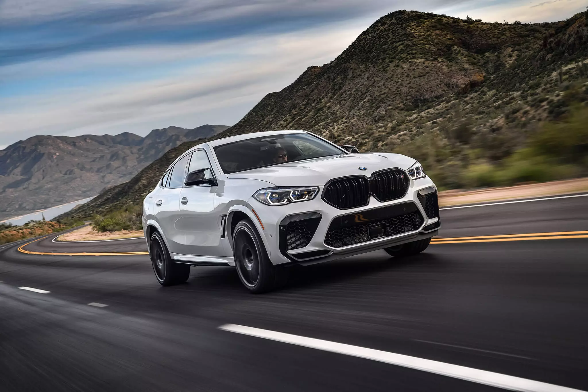 BMW X6 M Yarışması