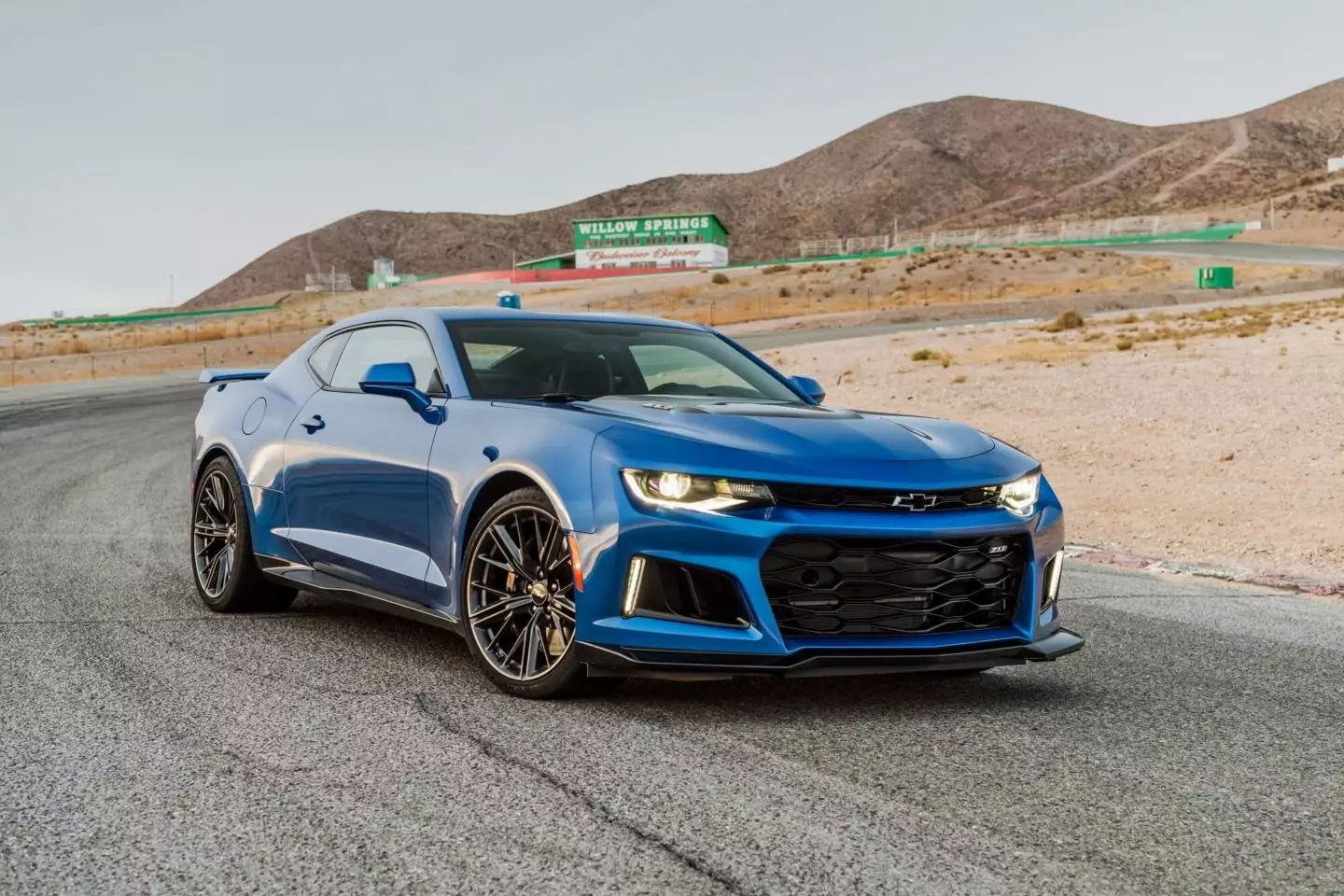 ក្រុមហ៊ុន Chevrolet Camaro ZL1