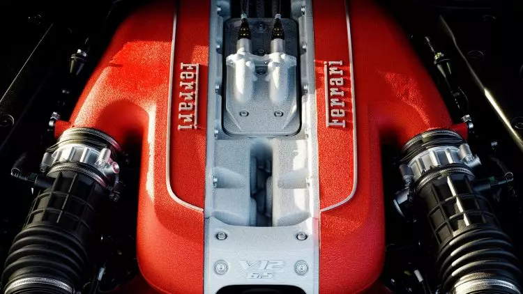 V12 Turbo? Ferrari кажа 
