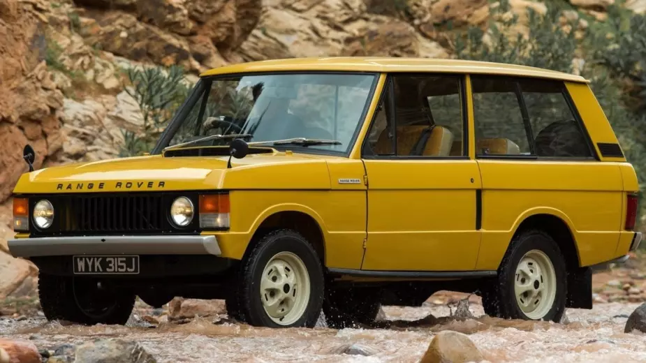 “Range Rover” -iň bir ýarym minutda ewolýusiýasy