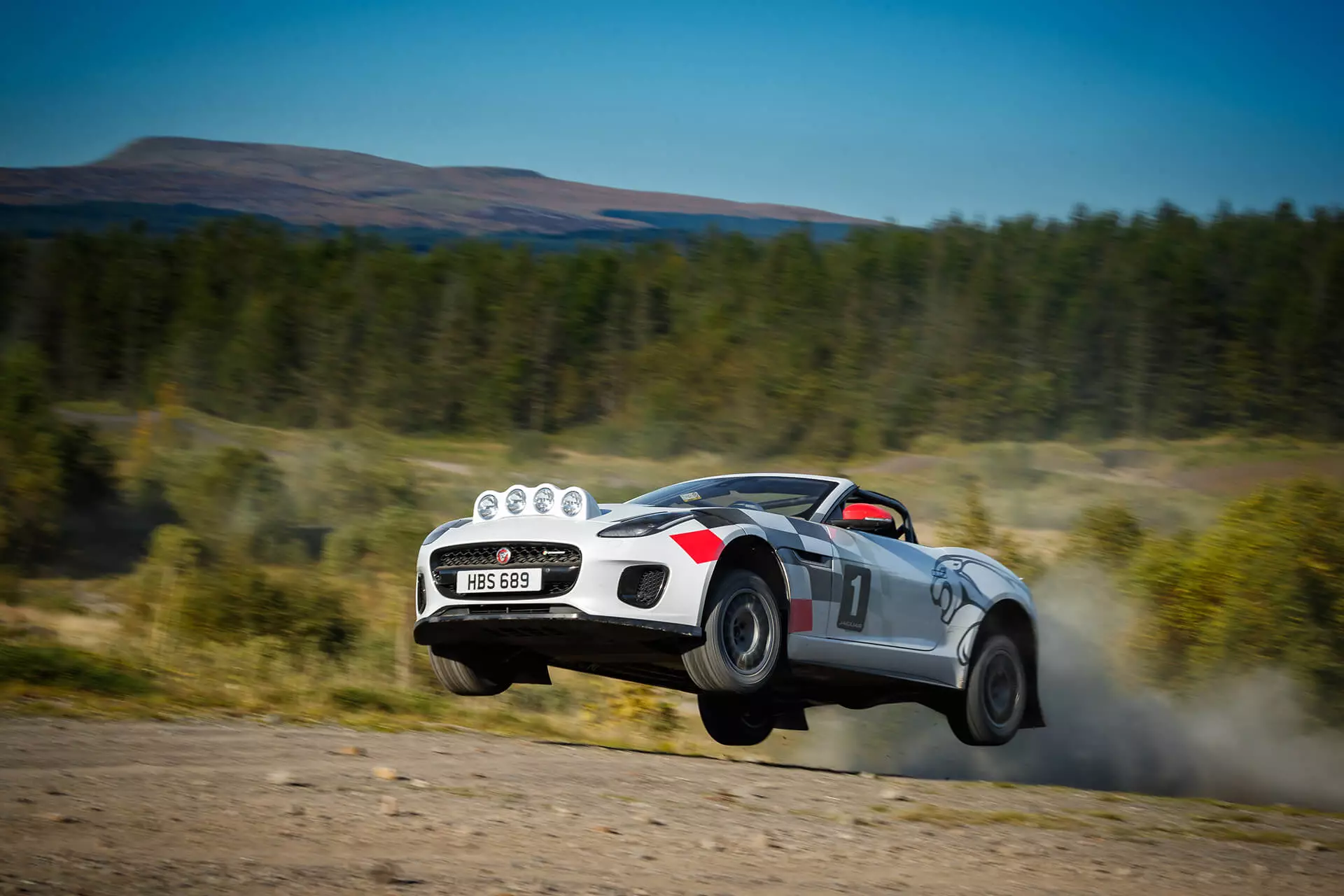 Jaguar F-Type rally