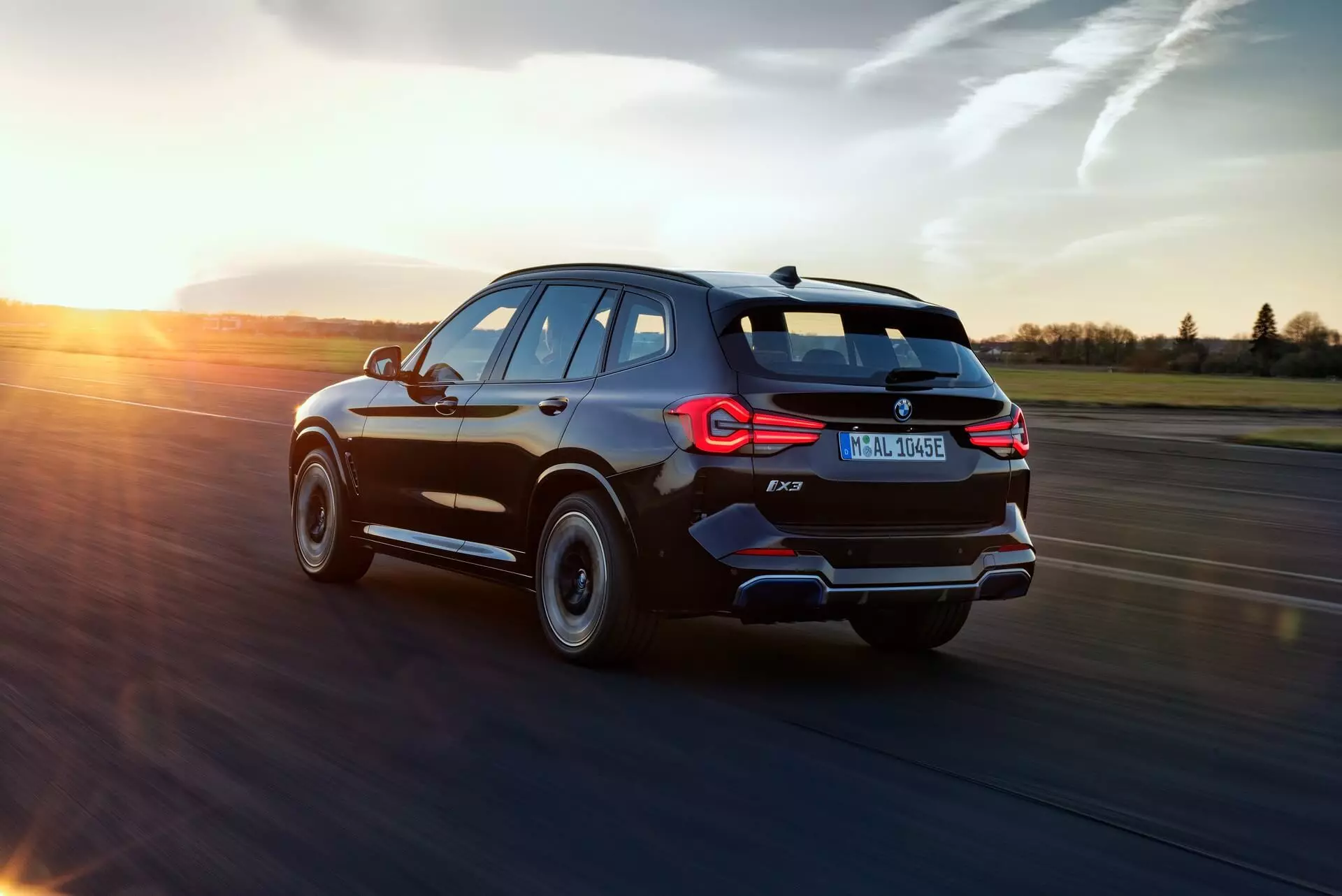 BMW iX3 2022.a