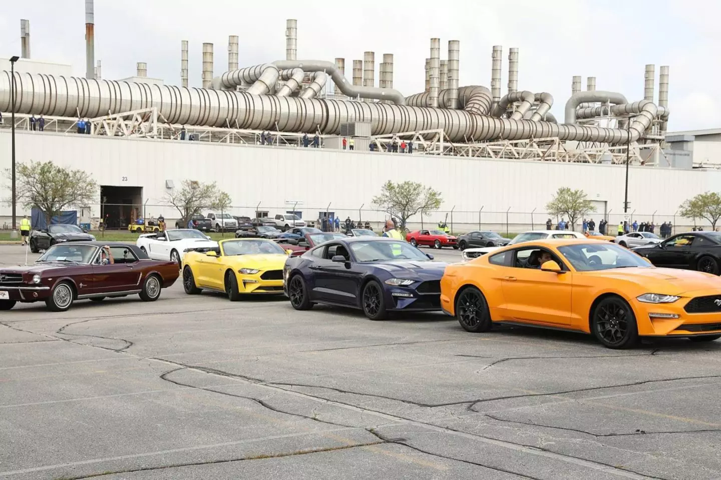 Ford Mustang 2018-ci il 10 Milyon Bayramı